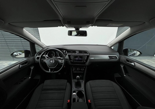 Volkswagen Touran cena 61900 przebieg: 112613, rok produkcji 2016 z Krynica-Zdrój małe 781